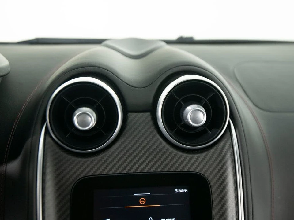2023 McLaren GT - Image 19 of 31