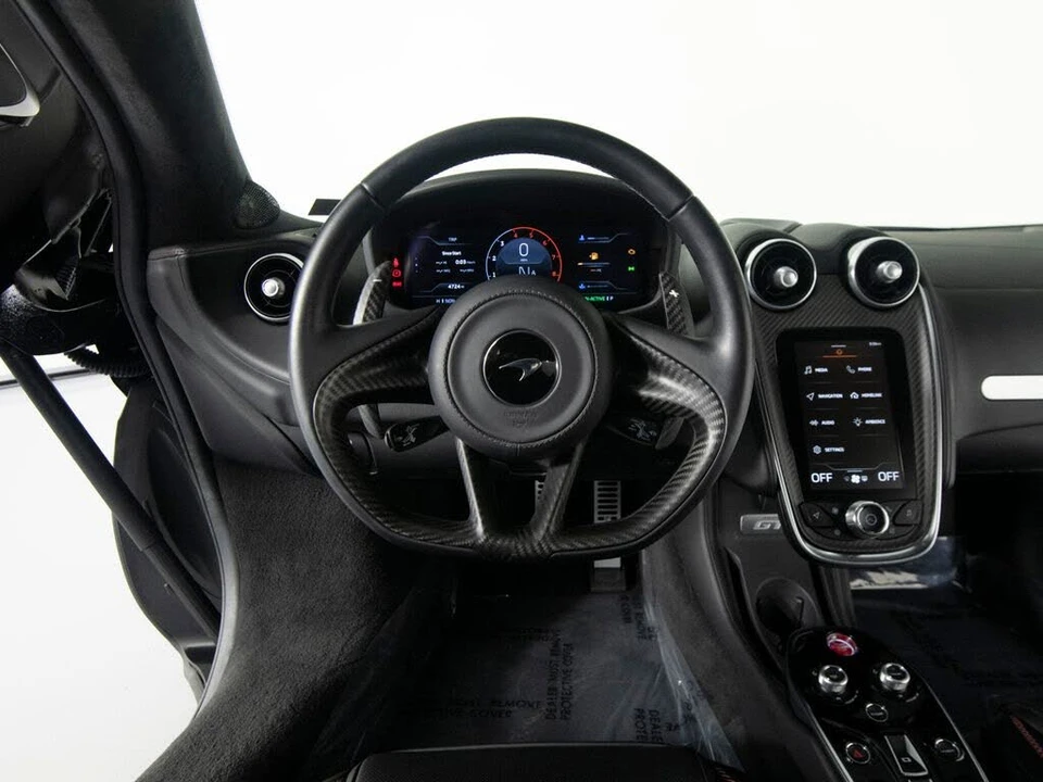 2023 McLaren GT - Image 16 of 31