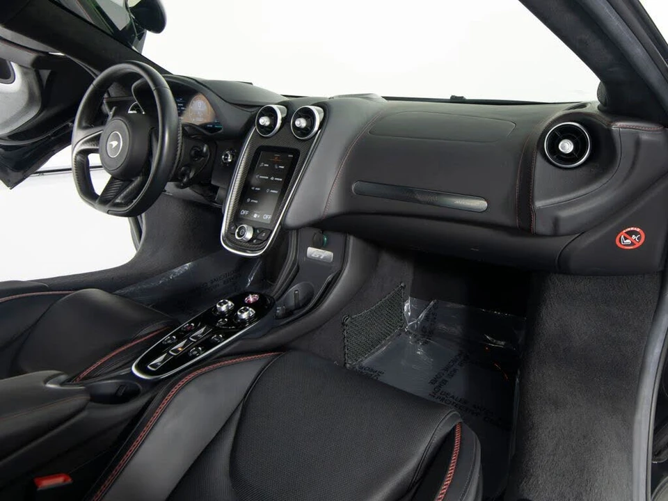 2023 McLaren GT - Image 29 of 31