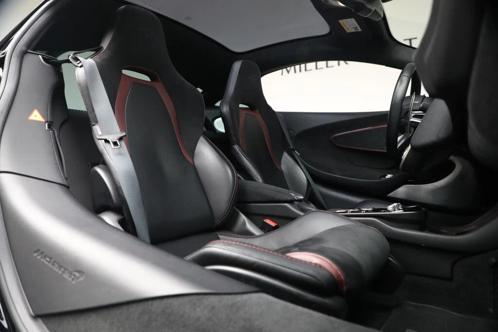 2023 McLaren GT - Image 24 of 31