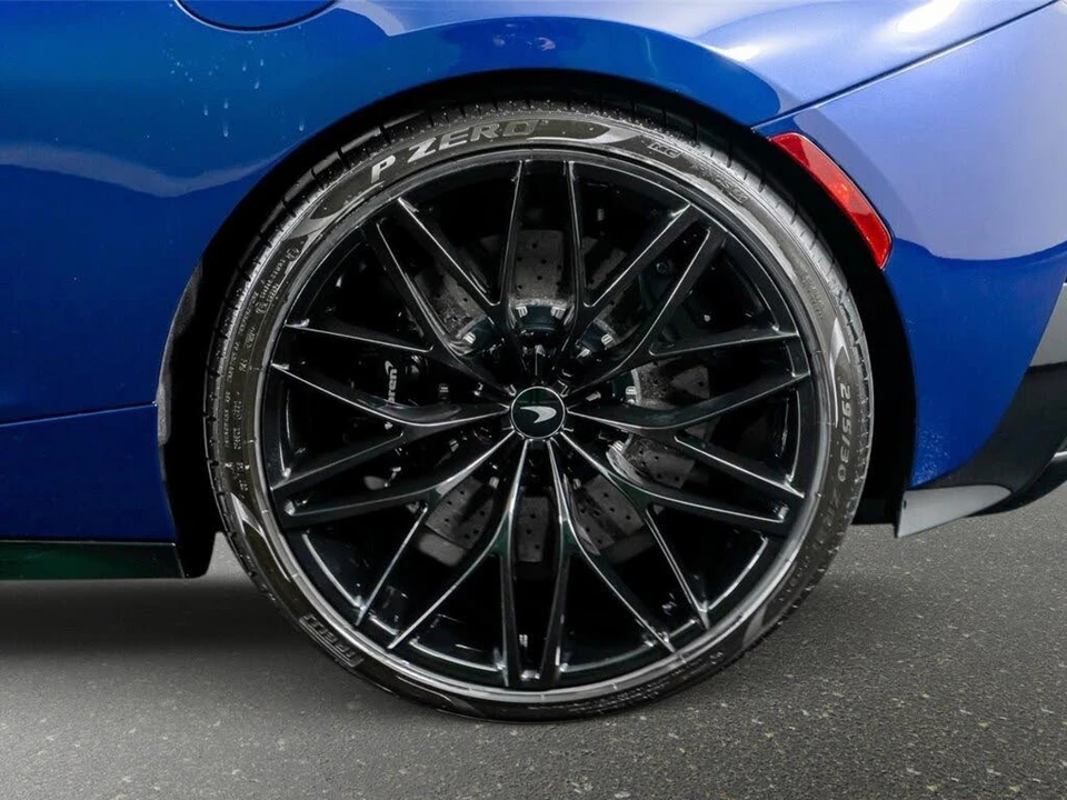 2023 McLaren GT - Image 18 of 31