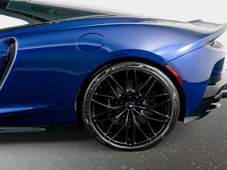 2023 McLaren GT - Image 17 of 31
