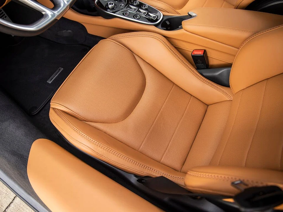 2023 McLaren GT - Image 24 of 31