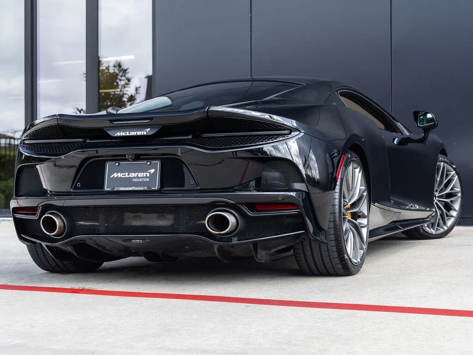 2023 McLaren GT - Image 9 of 31