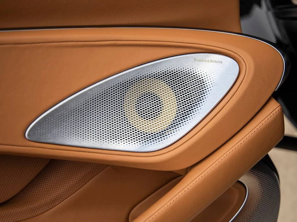 2023 McLaren GT - Image 19 of 31