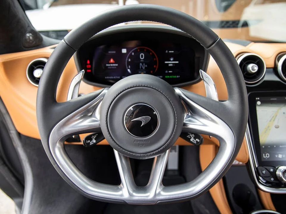 2023 McLaren GT - Image 30 of 31