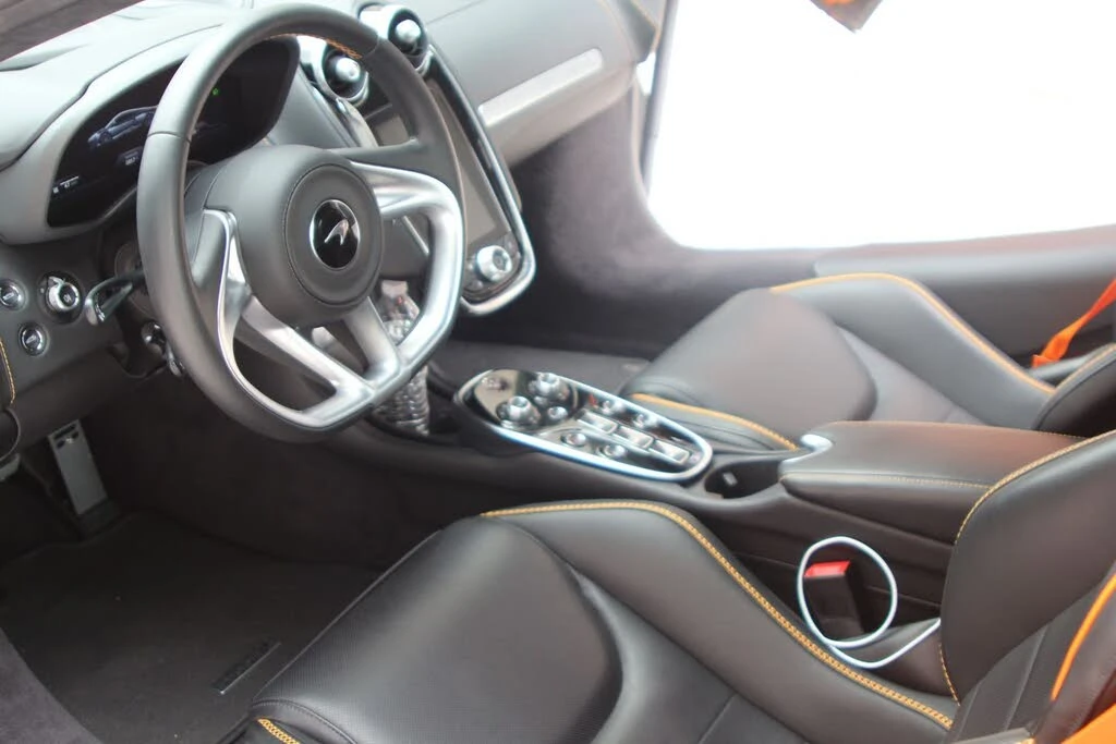 2023 McLaren GT - Image 12 of 21