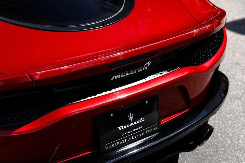 2023 McLaren GT - Image 17 of 31