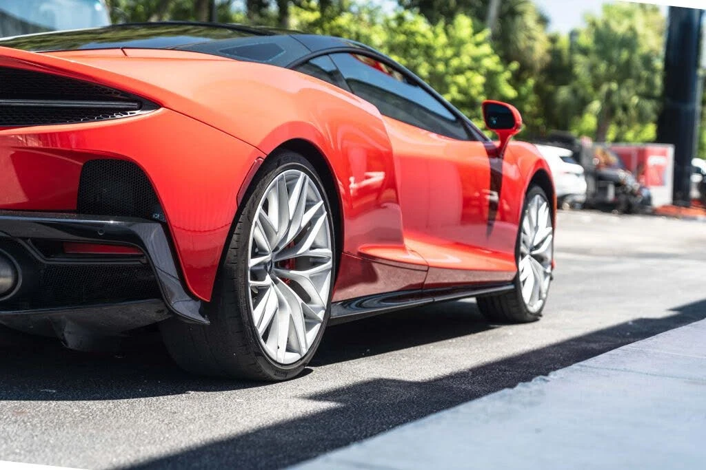 2023 McLaren GT - Image 10 of 24