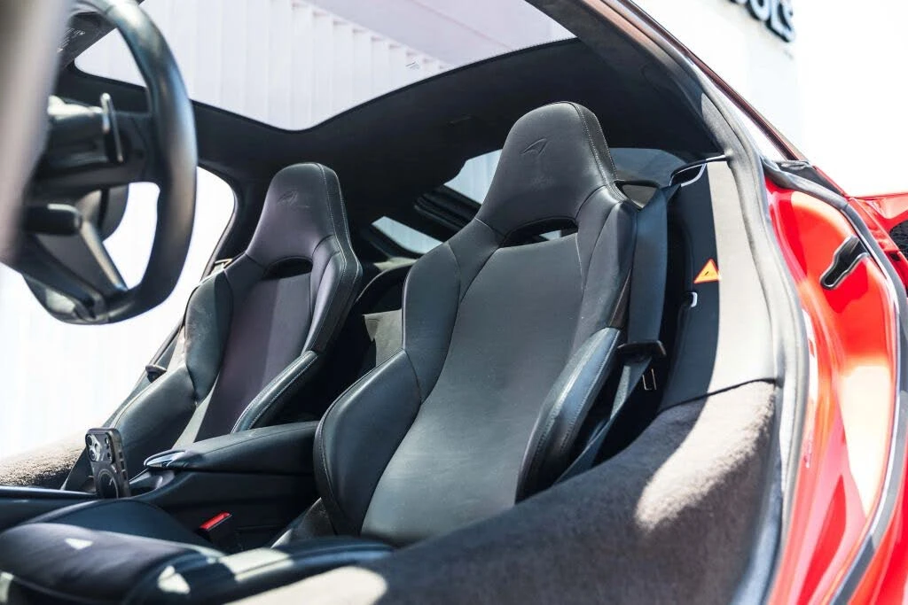 2023 McLaren GT - Image 16 of 24