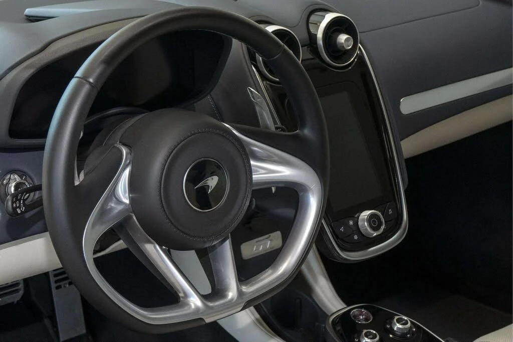 2023 McLaren GT - Image 22 of 31