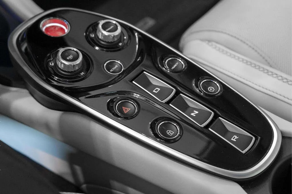 2023 McLaren GT - Image 30 of 31