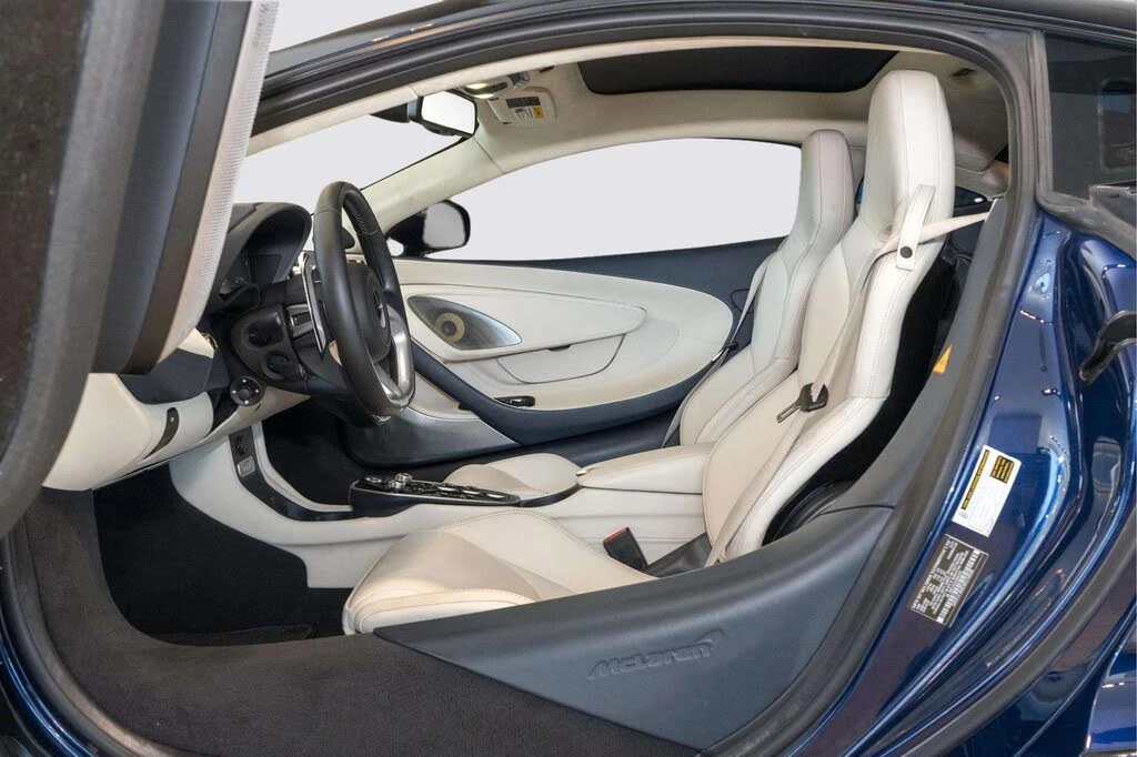 2023 McLaren GT - Image 11 of 31