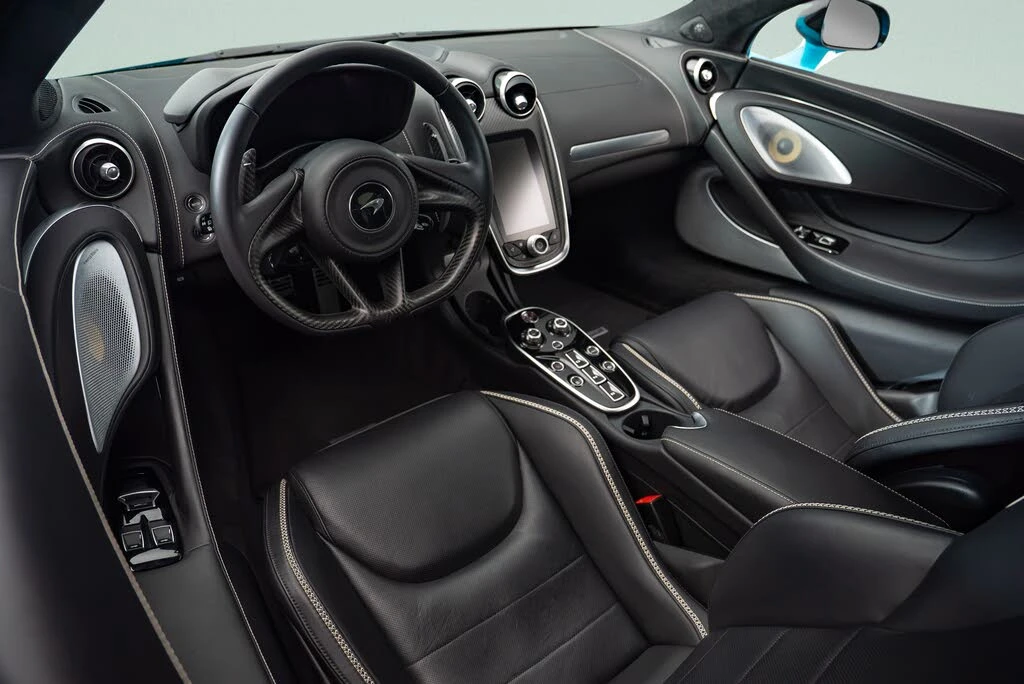 2023 McLaren GT - Image 7 of 20