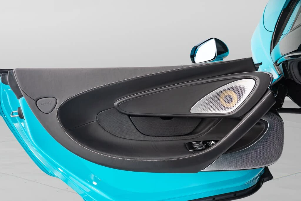 2023 McLaren GT - Image 18 of 20