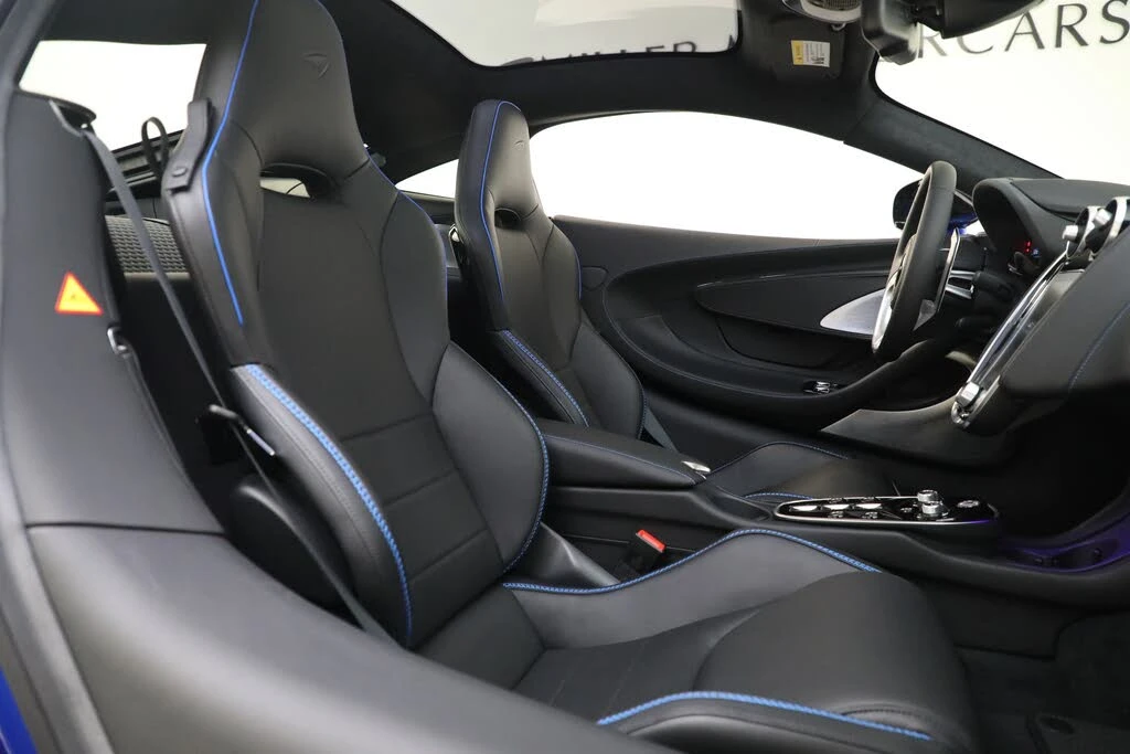 2023 McLaren GT - Image 27 of 31
