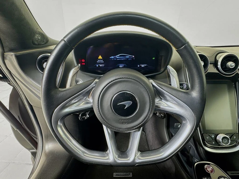 2023 McLaren GT - Image 11 of 25