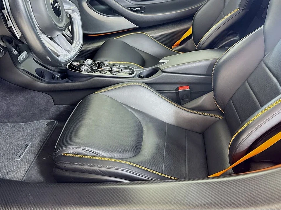 2023 McLaren GT - Image 18 of 25