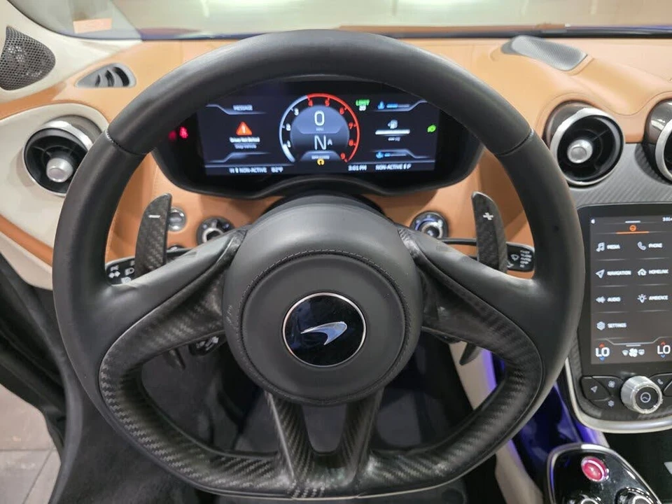2023 McLaren GT - Image 11 of 26