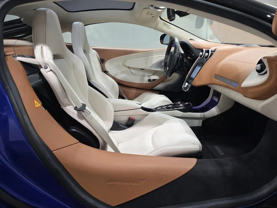 2023 McLaren GT - Image 17 of 26