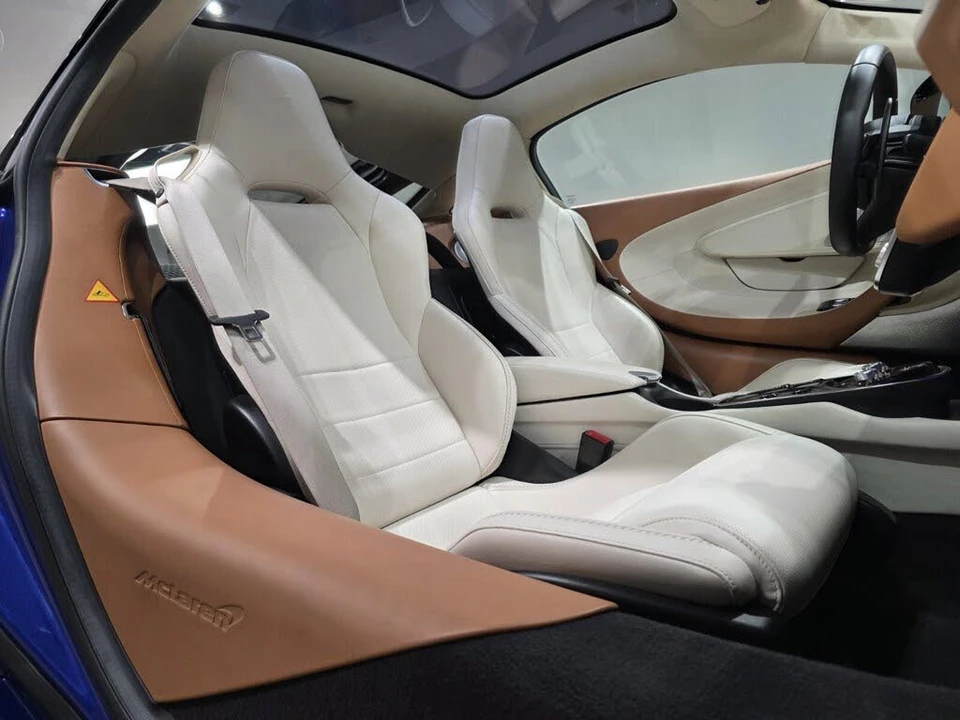 2023 McLaren GT - Image 18 of 26