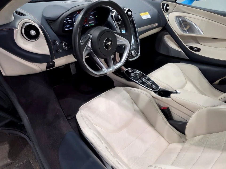 2023 McLaren GT - Image 7 of 21