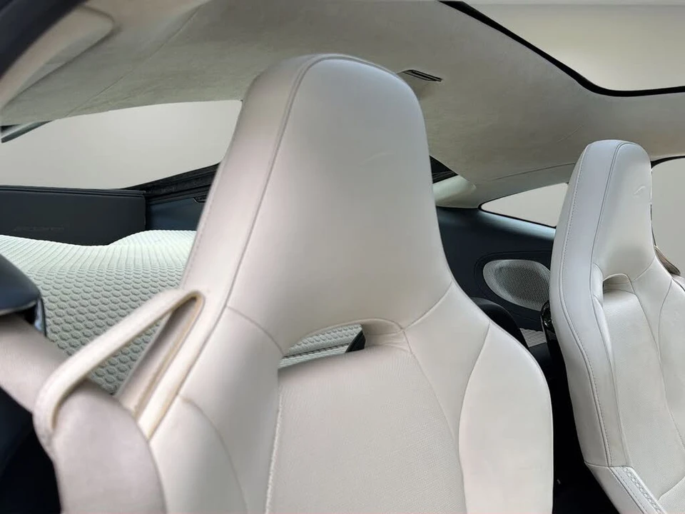 2023 McLaren GT - Image 14 of 24