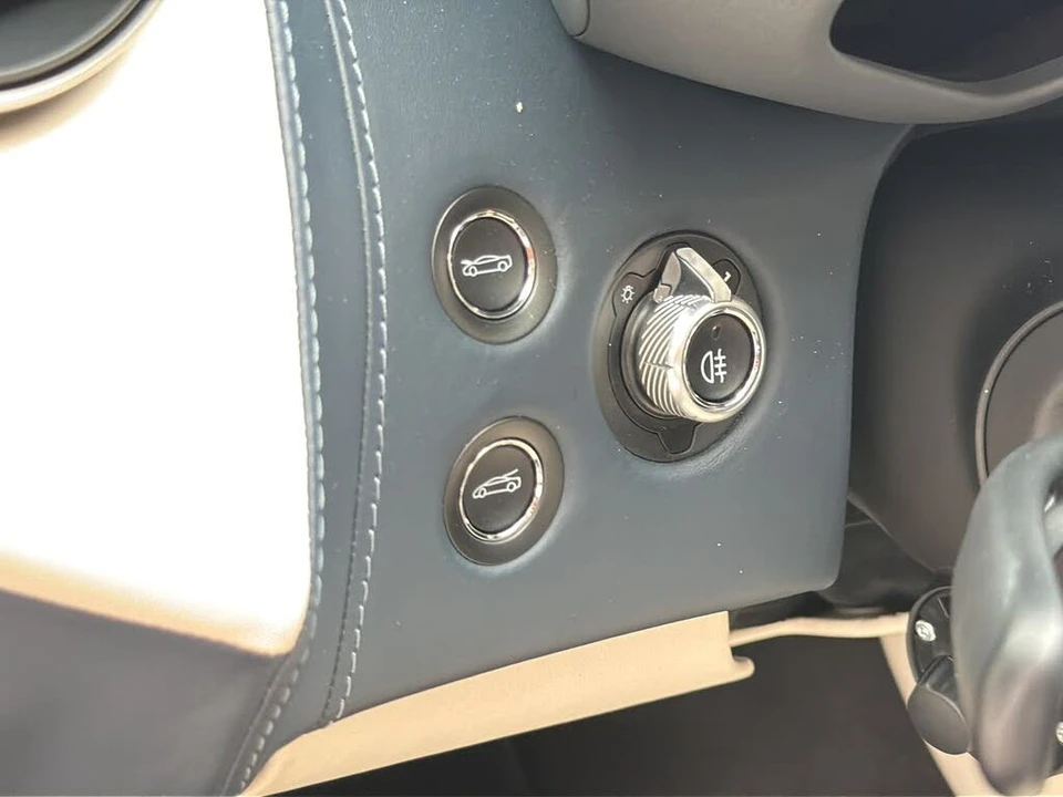 2023 McLaren GT - Image 16 of 24