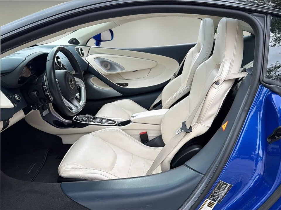 2023 McLaren GT - Image 10 of 24