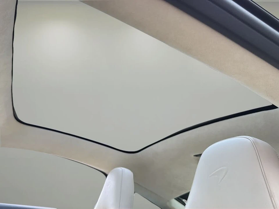 2023 McLaren GT - Image 23 of 24