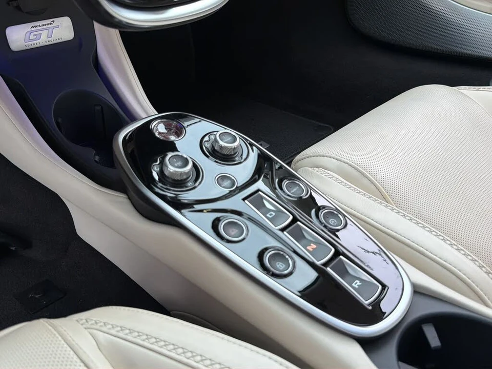 2023 McLaren GT - Image 22 of 24