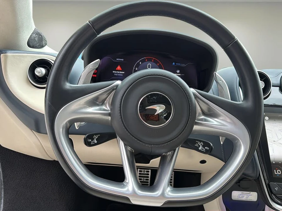 2023 McLaren GT - Image 17 of 24