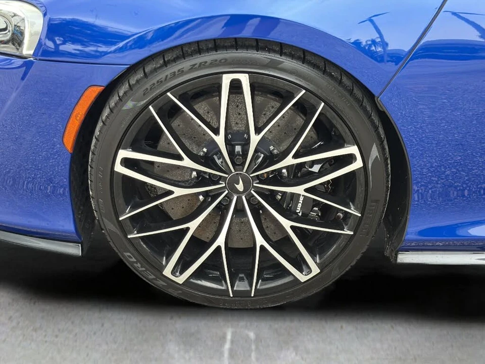 2023 McLaren GT - Image 9 of 24