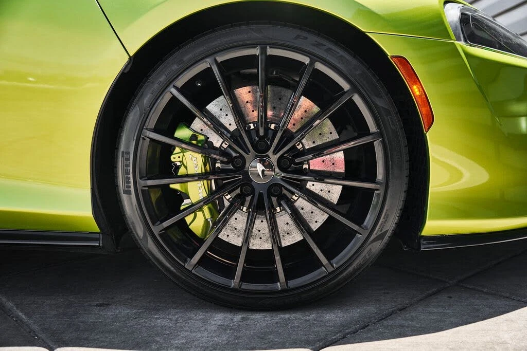 2023 McLaren GT - Image 27 of 31