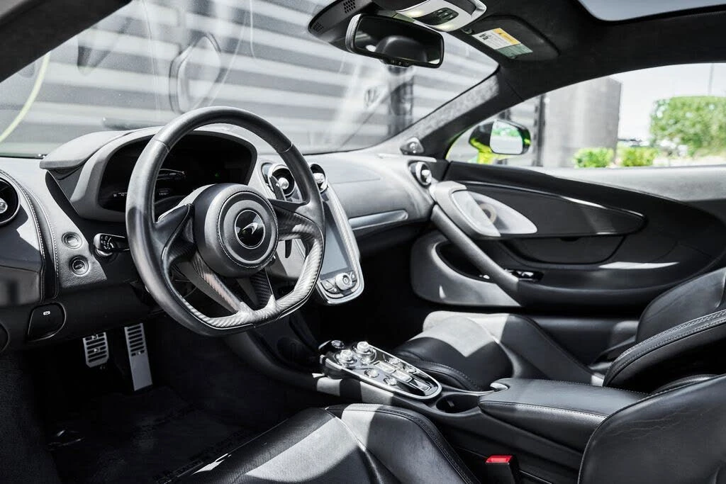 2023 McLaren GT - Image 2 of 31