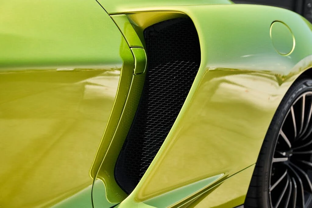 2023 McLaren GT - Image 9 of 31