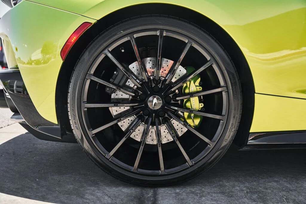 2023 McLaren GT - Image 26 of 31