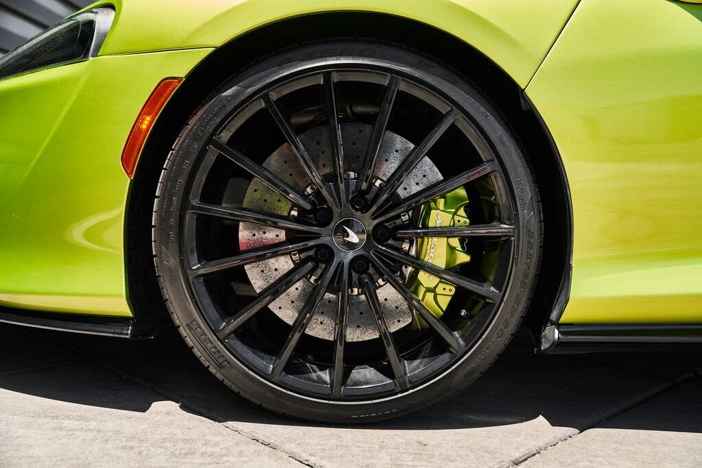 2023 McLaren GT - Image 3 of 31