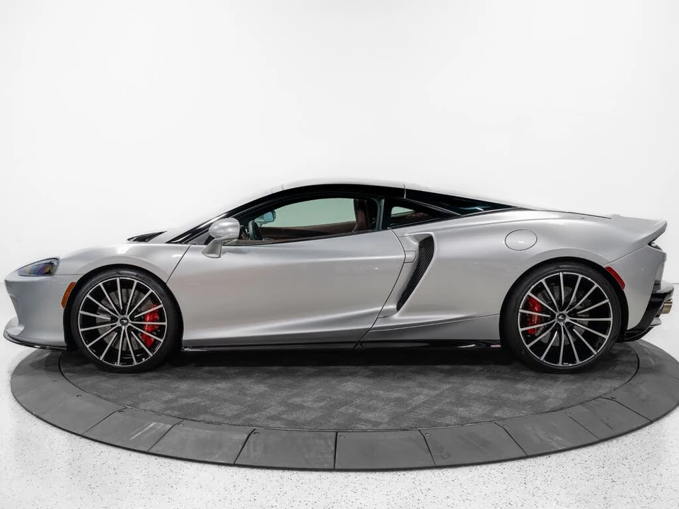 2023 McLaren GT - Image 4 of 31