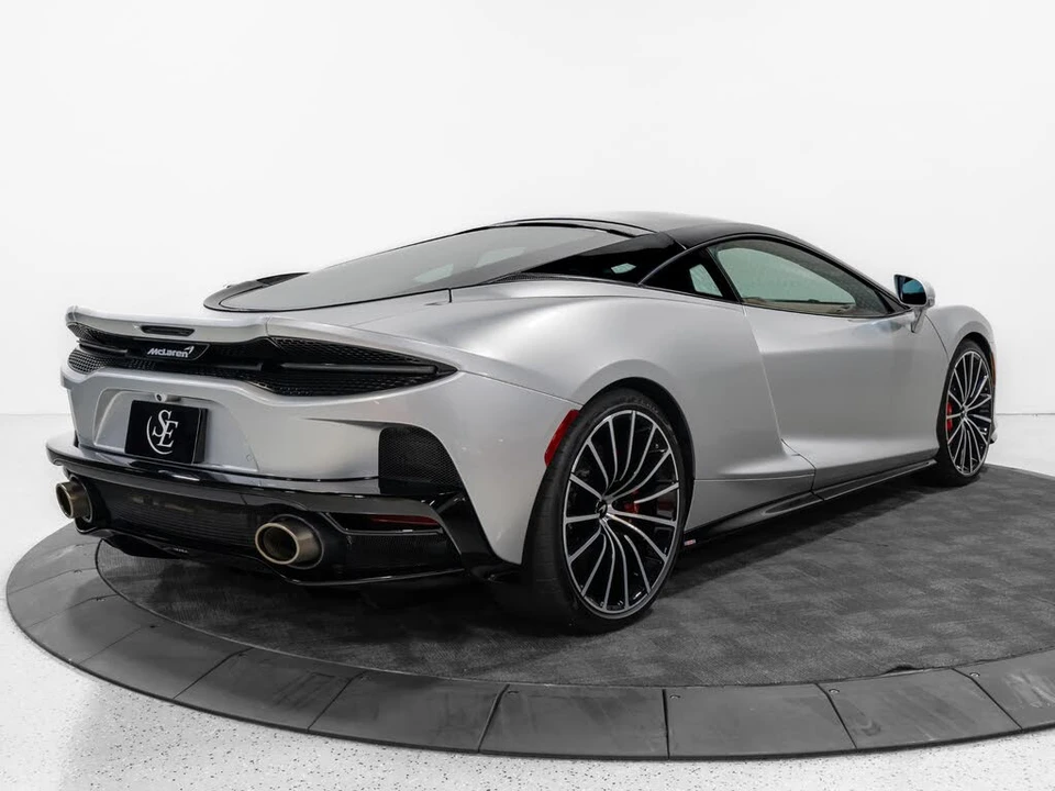 2023 McLaren GT - Image 9 of 31