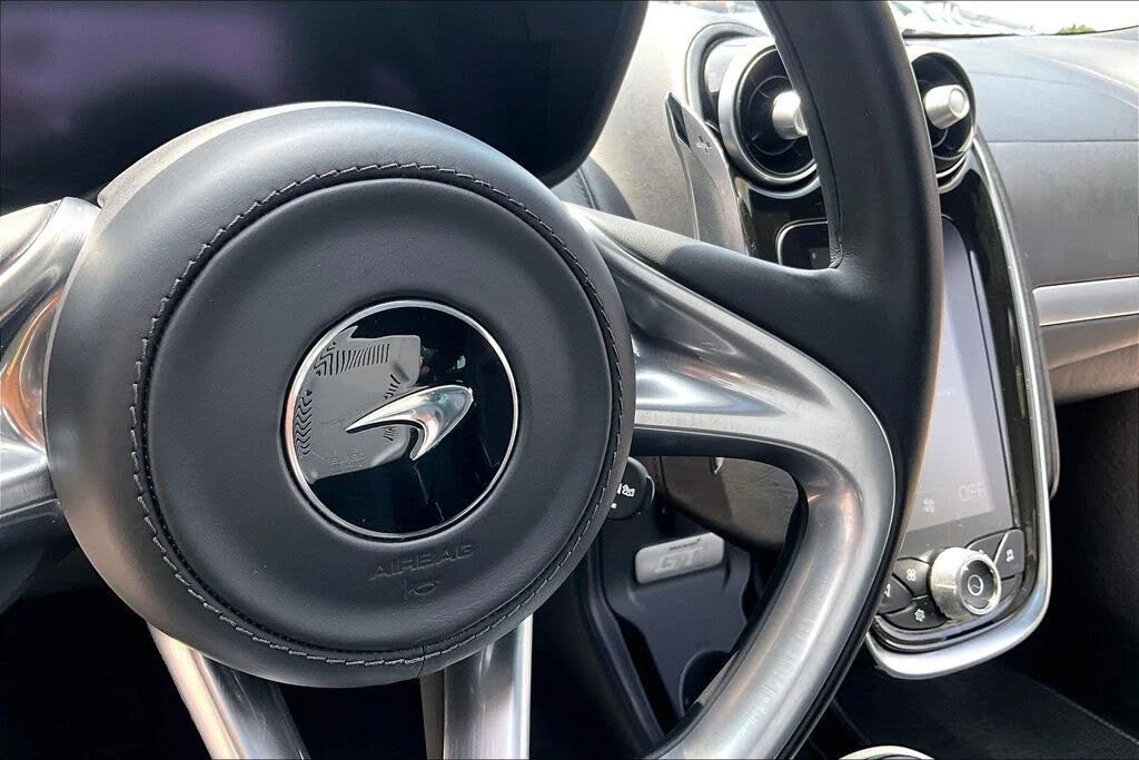 2023 McLaren GT - Image 24 of 31