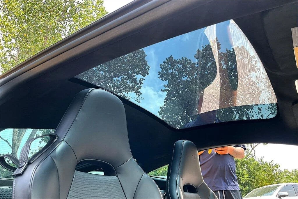 2023 McLaren GT - Image 19 of 31