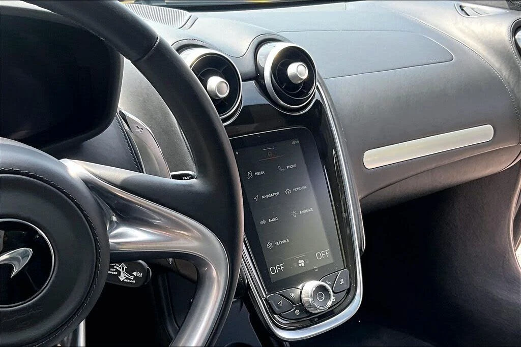 2023 McLaren GT - Image 7 of 31