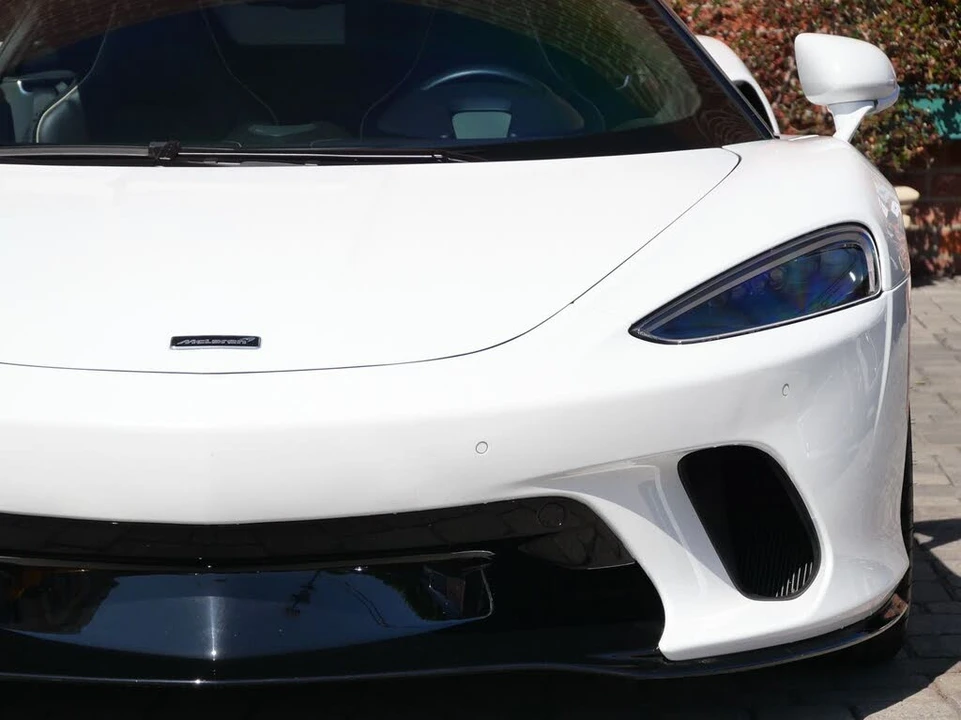 2023 McLaren GT - Image 6 of 25
