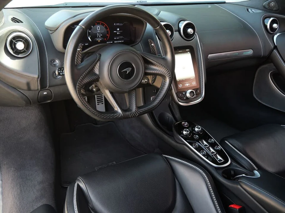 2023 McLaren GT - Image 8 of 25
