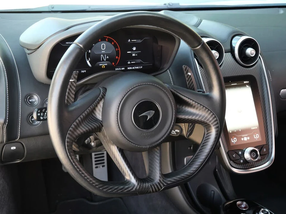 2023 McLaren GT - Image 9 of 25