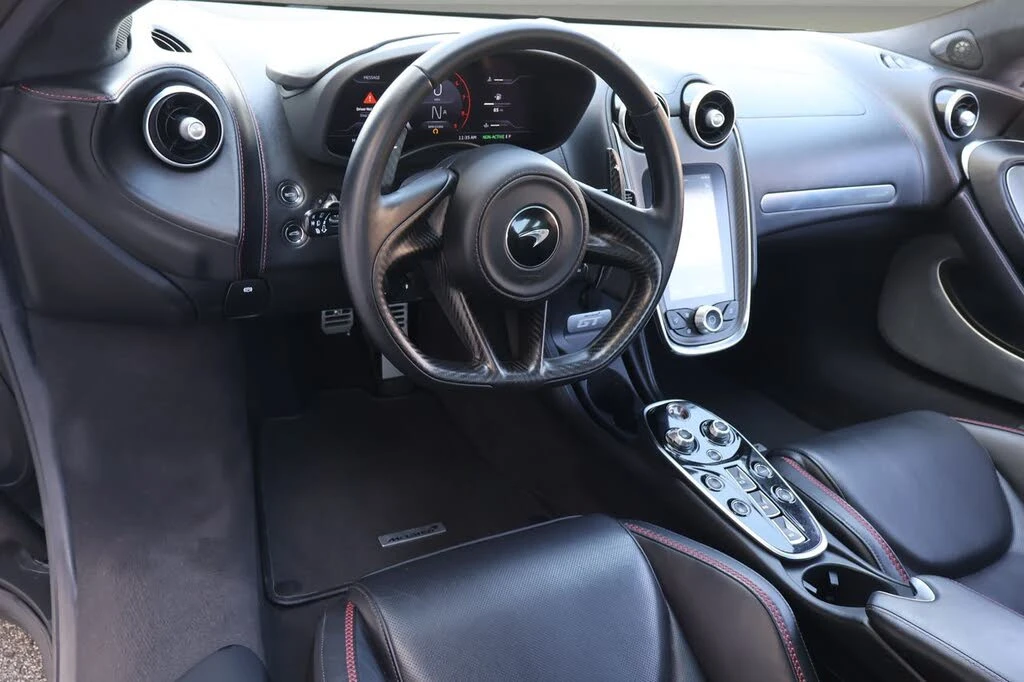2023 McLaren GT - Image 13 of 26