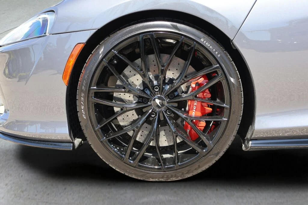 2023 McLaren GT - Image 25 of 26
