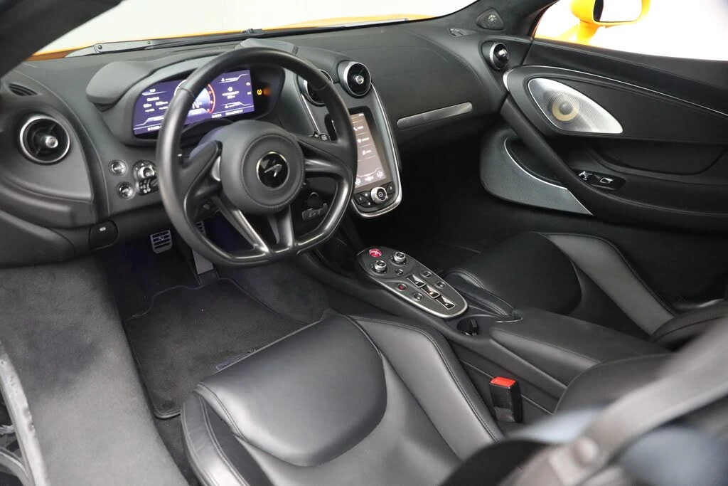 2023 McLaren GT - Image 14 of 31