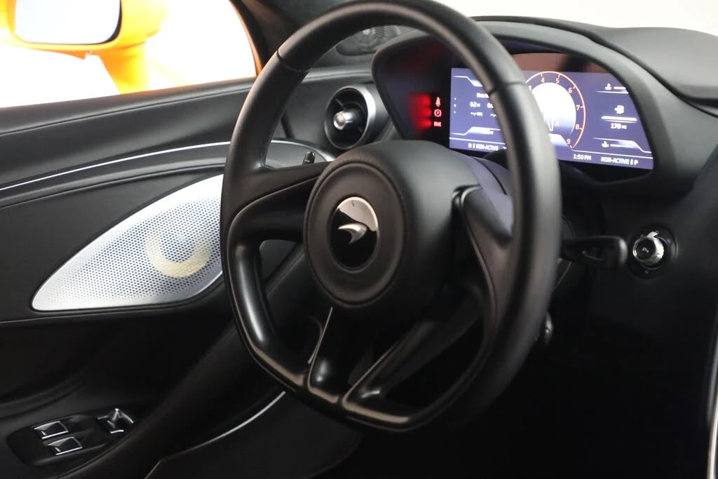 2023 McLaren GT - Image 21 of 31